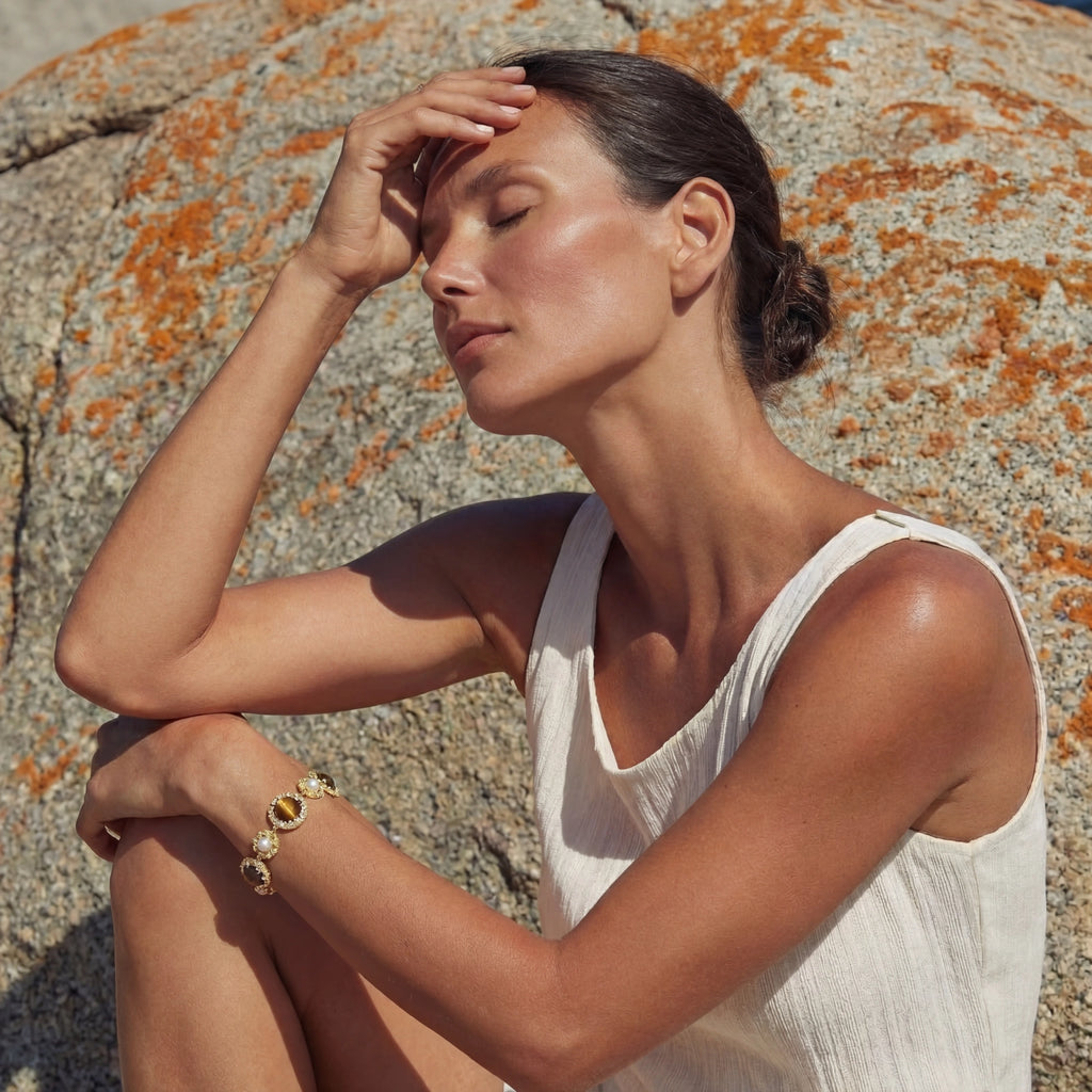 Tiger's Eye Pearl Wisdom Bracelet